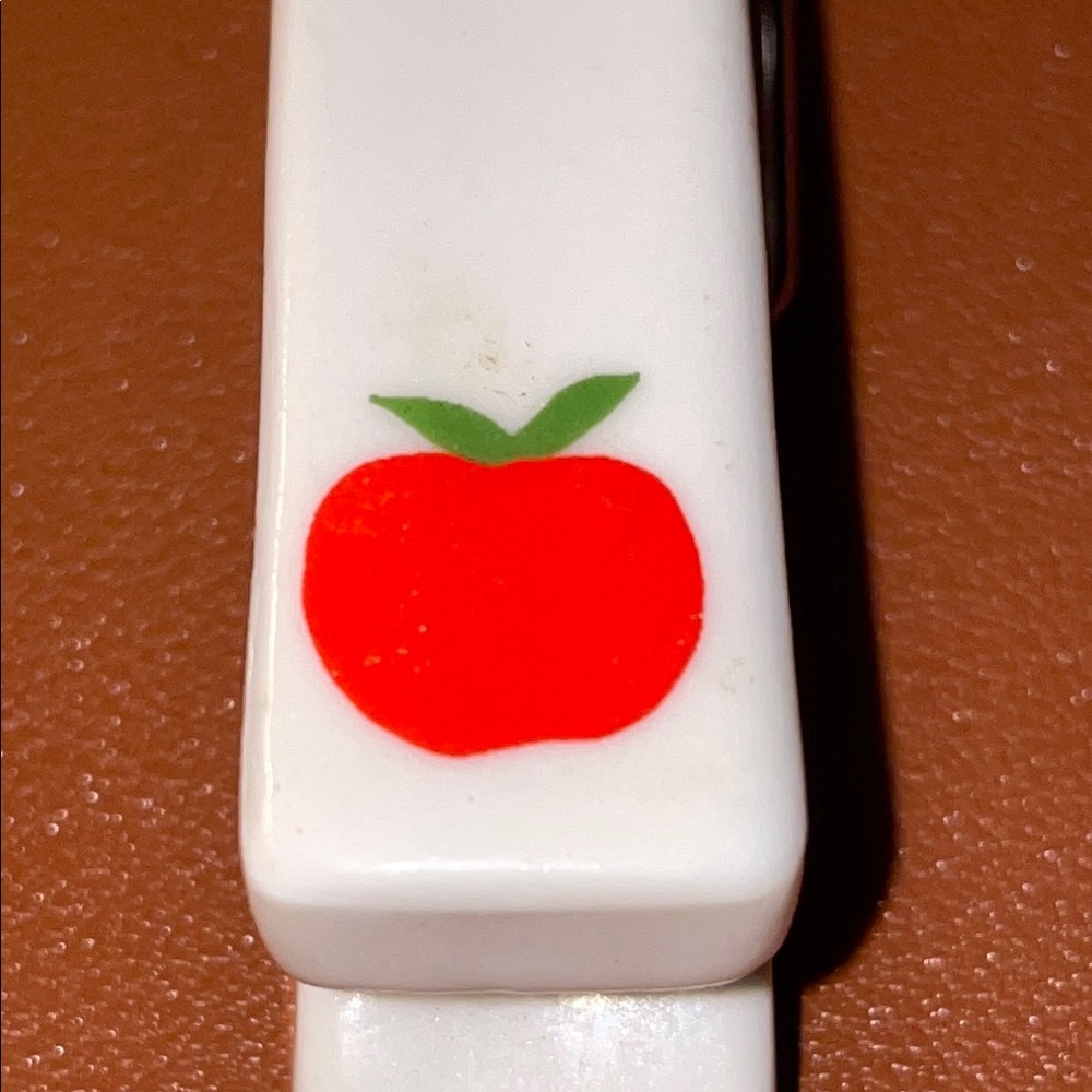 Vintage - Crowning touch ceramic clothespin clip set. Made in Japan. - Picture 5 of 6